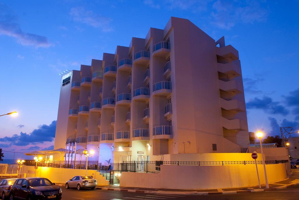 Rimonim Madison Hotel Nahariya Exterior foto